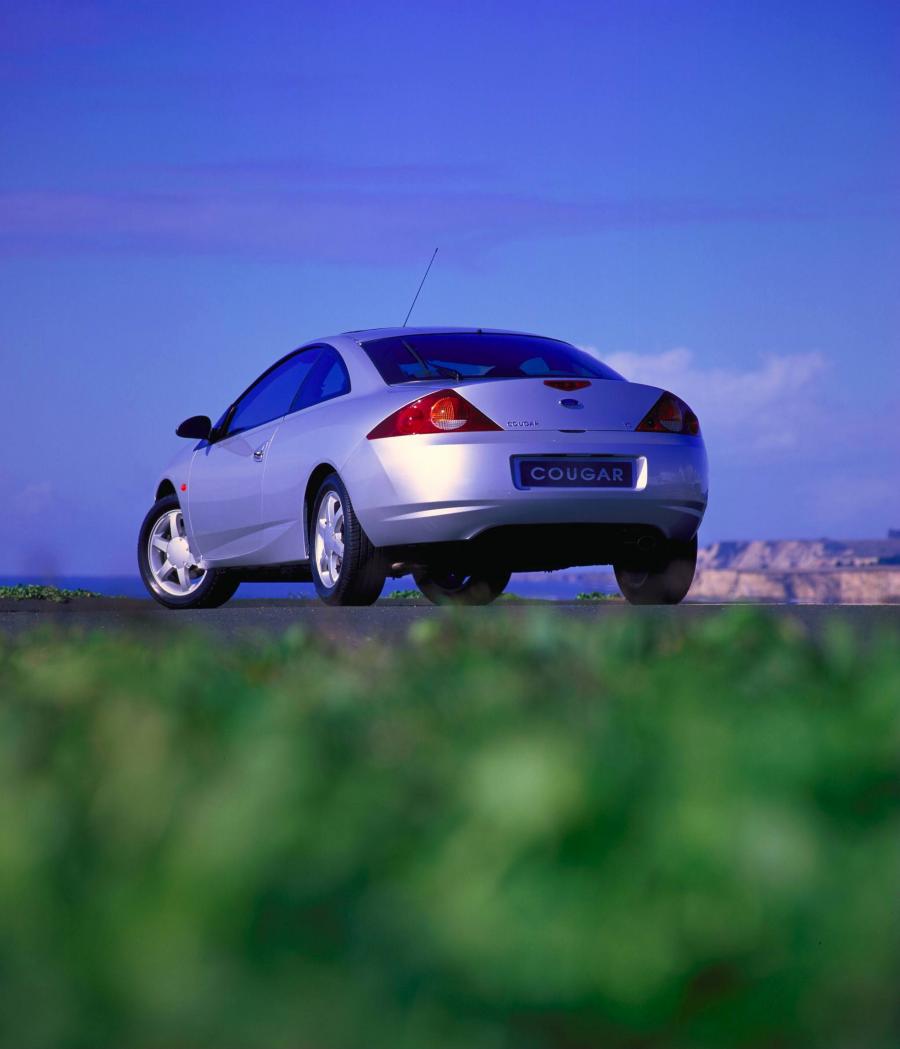  Ford Cougar 1998 года  (фото 23 из 40)